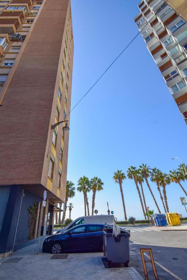 P&P Apartamentos Paseo Maritimo Pablo Ruiz Picasso Málaga Eksteriør billede